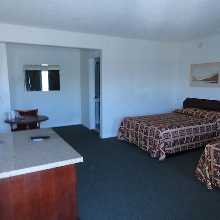 Travel Inn Los Angeles Exterior photo
