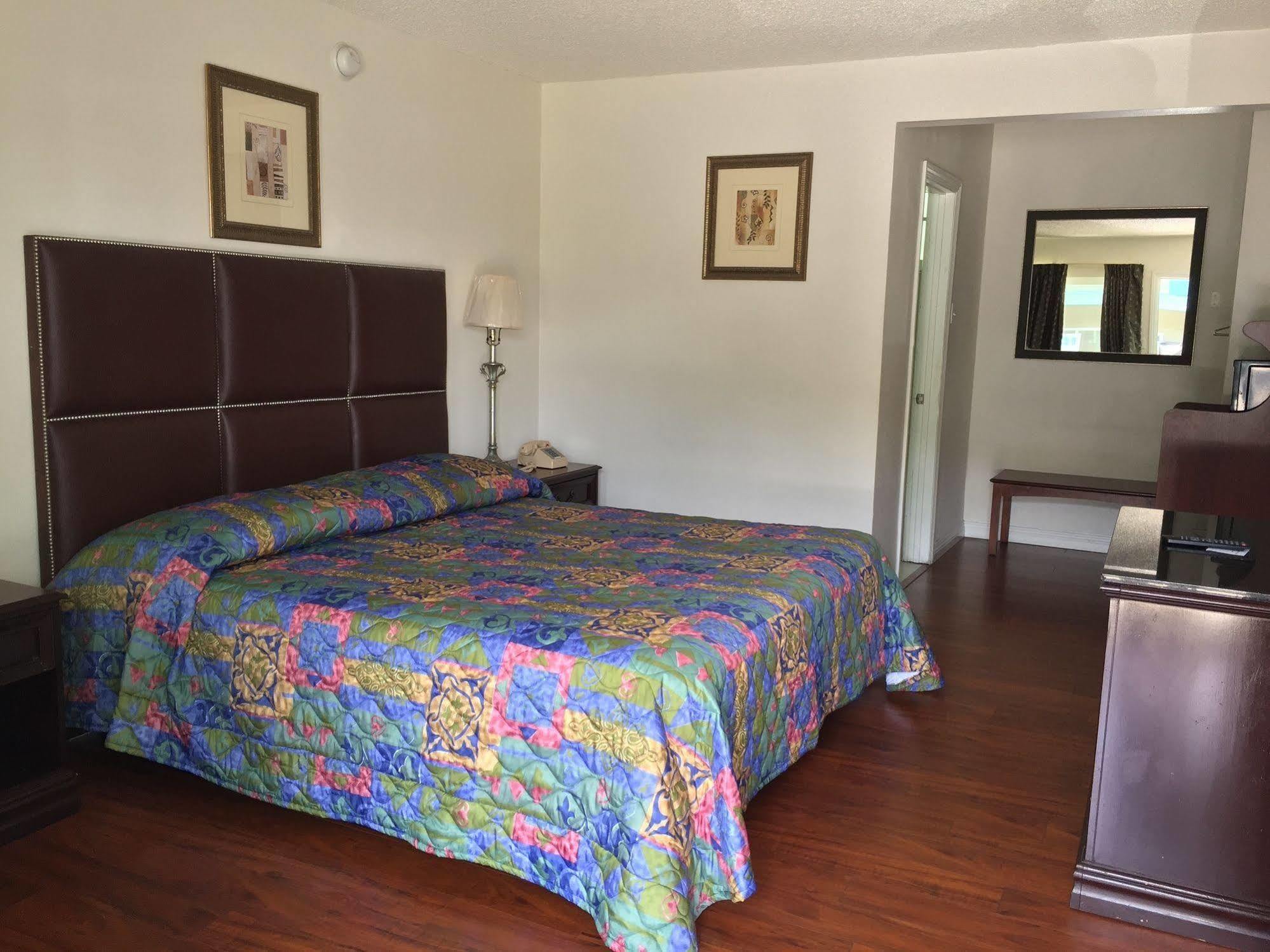 Travel Inn Los Angeles Exterior photo